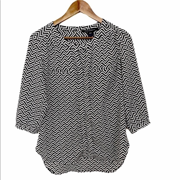French Connection Black & White Chevron Blouse - Picture 1 of 8